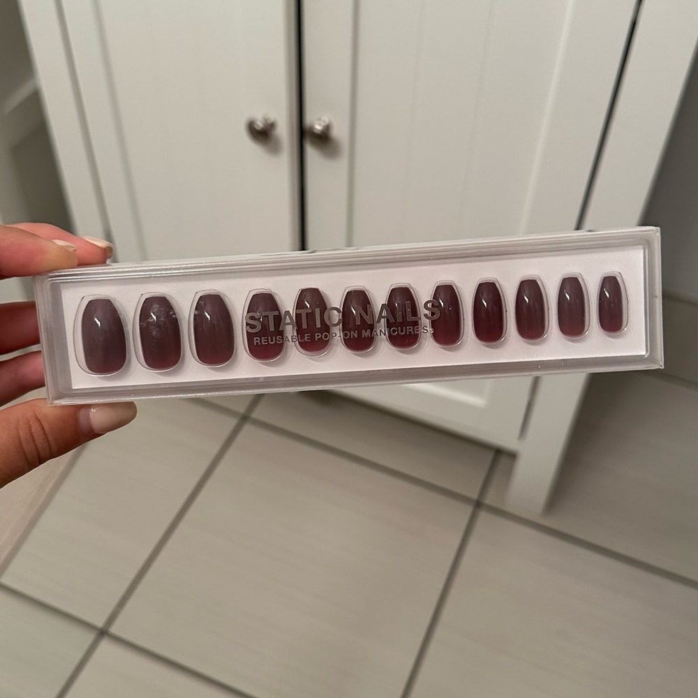 Reusable Press On Nails - French Wine Coffin